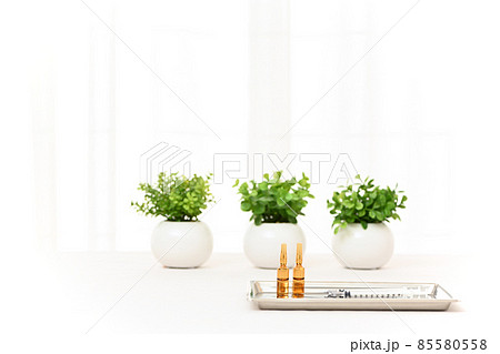 新型コロナウイルスワクチンイメージ 85580558