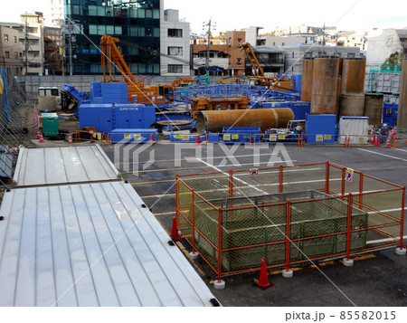 ビル建設現場 安全第一 ビル建設現場 安全第一 85582015