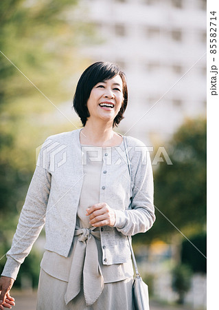 婦人　上品 
