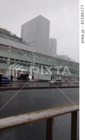 降雪の都市 撮影場所:東京都新宿区 降雪の都市 撮影場所:東京都新宿区 85586177
