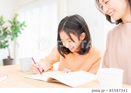 親子　勉強 85587341