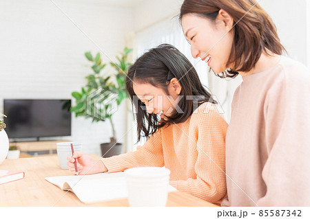 親子　勉強 85587342