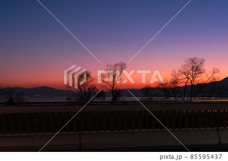 琵琶湖大橋から見た夕焼け 琵琶湖大橋から見た夕焼け 85595437