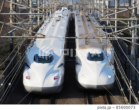 新幹線N700S J22編成 本町跨線橋にて 新幹線N700S J22編成 本町跨線橋にて 85600073