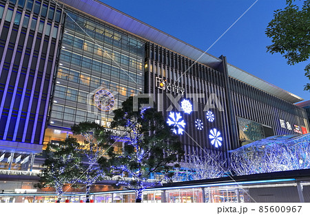 【福岡県】JR博多駅のイルミネーション（光の街・博多） 85600967