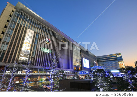 【福岡県】JR博多駅のイルミネーション（光の街・博多） 85600968