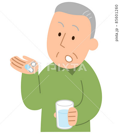 薬を飲むシニア男性② 85601260