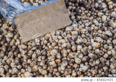 Mushrooms in the Vietnamese market. Asian cuisine concept 85602435