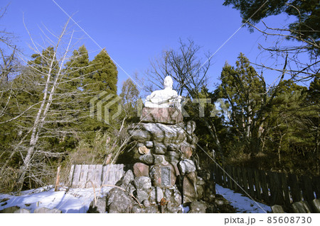 大萩山の弁財天（宮城県白石市） 85608730