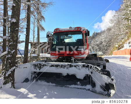圧雪車 ピステン ゲレンデ キャタピラ スキー場 圧雪車 ピステン ゲレンデ キャタピラ スキー場 85610278