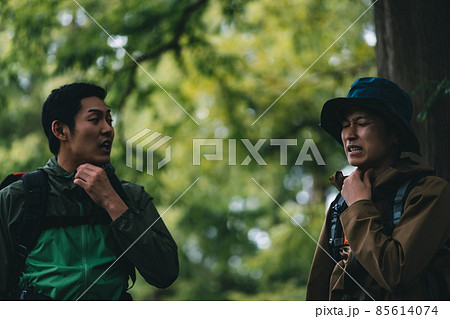 登山時の脱水症状 85614074