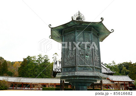 金銅八角燈籠 金銅八角燈籠 85616682