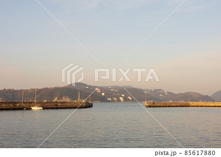 岡山県備前市の頭島の美しい海の風景 85617880