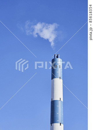 煙突から出る煙 85618354