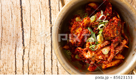 韓国料理　オジンオナクチポックム　手長ダコの甘辛炒め 85623153