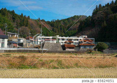 【廃校】旧神石高原町立高蓋小学校のある風景 広島県神石郡神石高原町 【廃校】旧神石高原町立高蓋小学校のある風景 広島県神石郡神石高原町 85624051