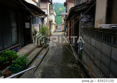 三重県 尾鷲市 須賀利町の街並み 85625130