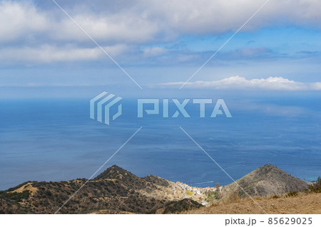 Mountain landscape of Catalina Island 85629025