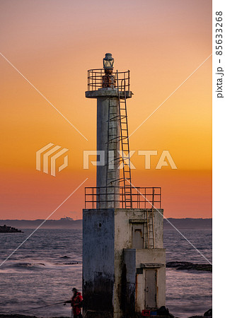 大洗海岸磯浜灯柱の夕焼け 大洗海岸磯浜灯柱の夕焼け 85633268