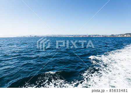 船から見る白波 85633481
