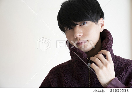 メンズファッション　ポートレート　冬 85639558