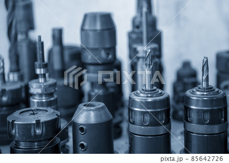 The various type of the used solid carbide endmill tools for CNC milling machine . The various type of the used solid carbide endmill tools for CNC milling machine . 85642726
