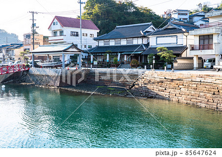 《広島県》下蒲刈島・三之瀬の朝の風景 《広島県》下蒲刈島・三之瀬の朝の風景 85647624