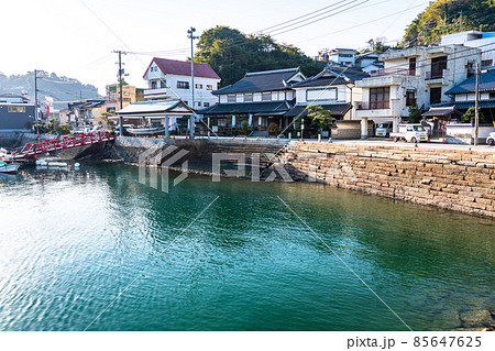 《広島県》下蒲刈島・三之瀬の朝の風景 《広島県》下蒲刈島・三之瀬の朝の風景 85647625