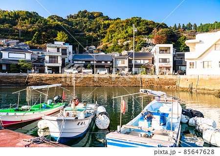 《広島県》下蒲刈島・三之瀬の朝の風景 《広島県》下蒲刈島・三之瀬の朝の風景 85647628