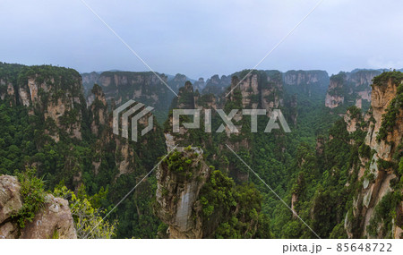 Tianzi Avatar mountains nature park - Wulingyuan China Tianzi Avatar mountains nature park - Wulingyuan China 85648722