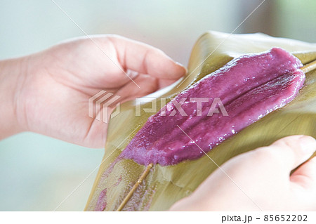 ムーチー（沖縄の餅） 85652202