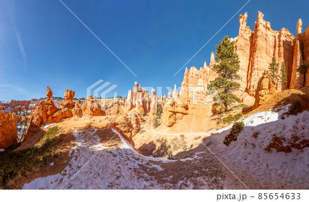 Picture of Bryce Canyon in Utah in winter during daytime 85654633