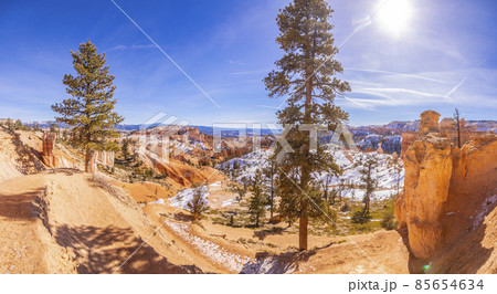 Picture of Bryce Canyon in Utah in winter during daytime Picture of Bryce Canyon in Utah in winter during daytime 85654634