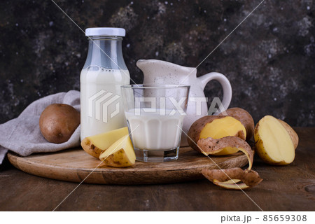 Potato milk. Non-dairy plant-based drink 85659308
