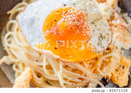 貧乏人のパスタ　スパゲッティ・ポヴェレッロ 85671526