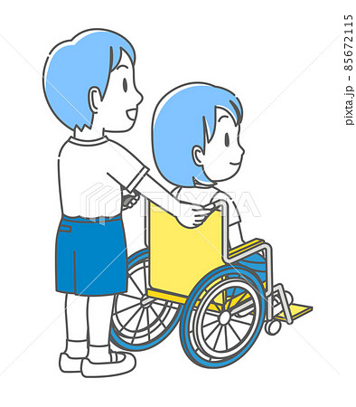 友達の車椅子を押す児童 85672115