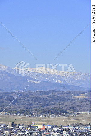 船岡城址公園から雪の蔵王を望む 船岡城址公園から雪の蔵王を望む 85672931