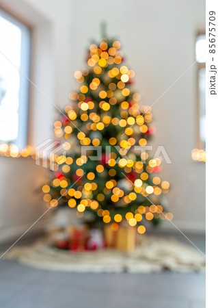 blurred christmas tree lights at home blurred christmas tree lights at home 85675709