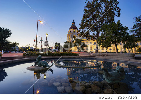 Sunset view of the beautiful Pasadena City 85677368