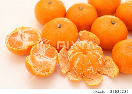 皮をむいたみかん 皮をむいたみかん 85680282