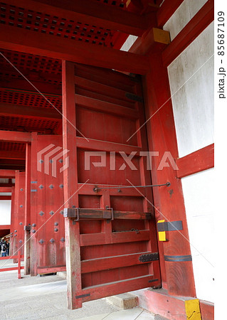 東大寺の鳳凰文 85687109