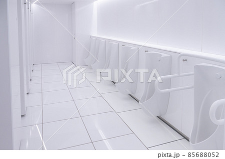 男性用トイレ 85688052