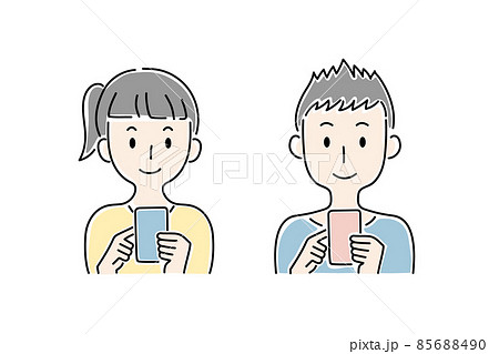 手描き風 スマートフォンの画面を見る笑顔の少年 少女のベクターイラストのイラスト素材