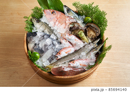 鮮魚盛り合わせ 鮮魚盛り合わせ 85694140