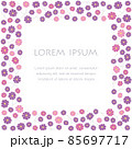 ピンク色の花と白い背景の正方形フレーム 85697717