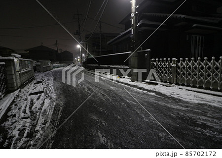 2022年1月の大雪が降った東京都足立区 85702172