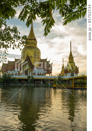 Beautiful temples Beautiful temples 85702534
