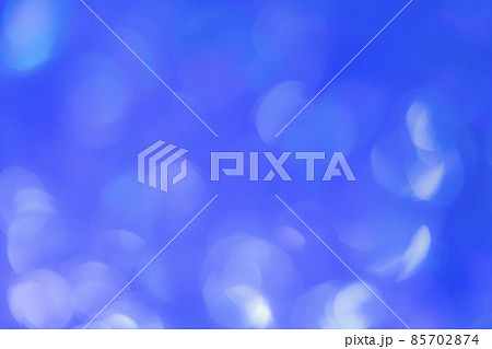 キラキラブルー　(背景素材) 85702874