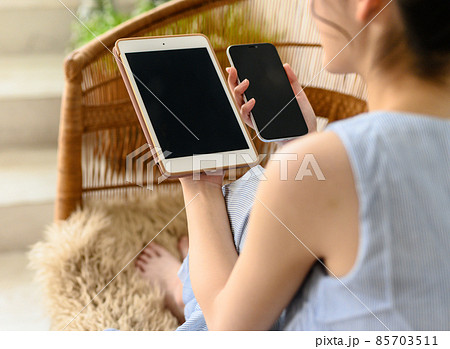 美人な女性　 85703511