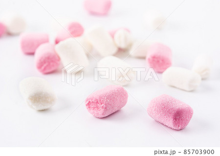 Sweet marshmallows topping Sweet marshmallows topping 85703900